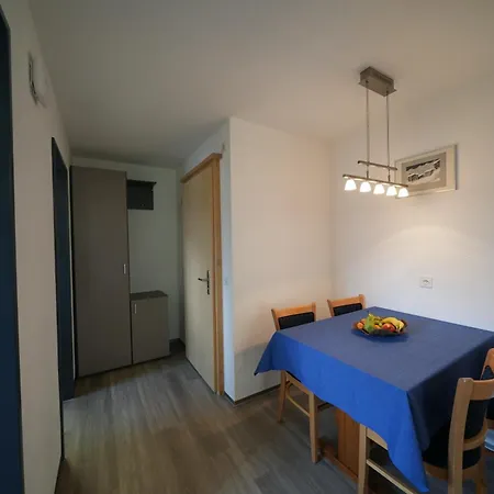 Haus Lägenhet