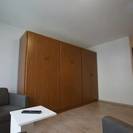 Apartment Haus *