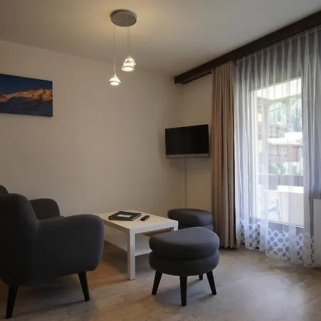 Haus Зас-Фе